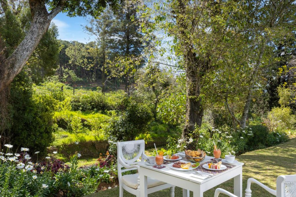 Nuwaraeliya Hotels