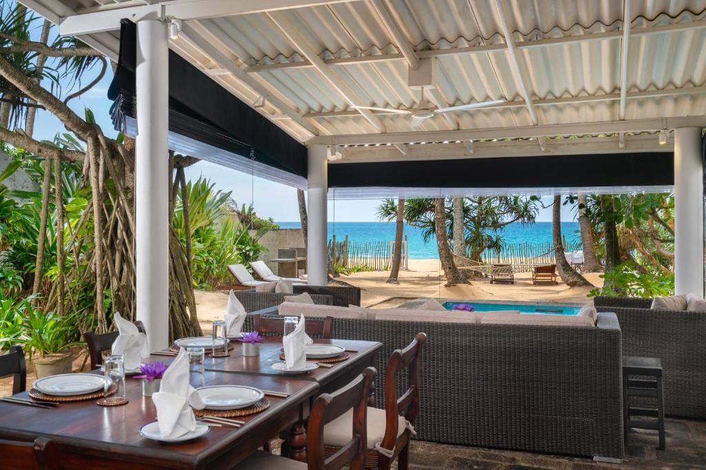 Taru Villas - 906